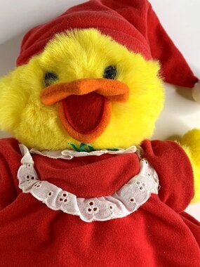 Vtg Starshine SUZY'S ZOO Suzy Ducken PLUSH ANIMAL w Red Dress 15" Easter Basket
